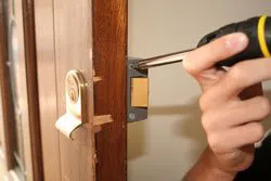 Locksmith Key Store San Jose, CA 408-876-6323 - lock-opening